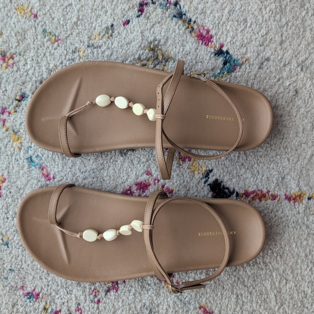 NEW Anthropologie Toe-Loop Stone Sandals Size 10